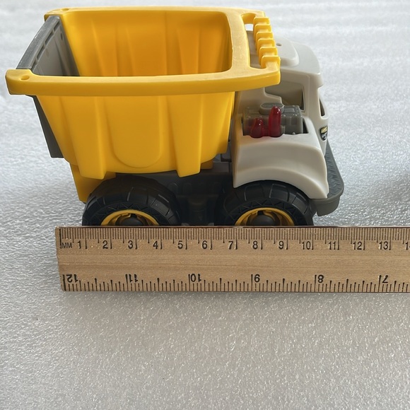 Little Tikes Mini’s set of 2 - Picture 3 of 5